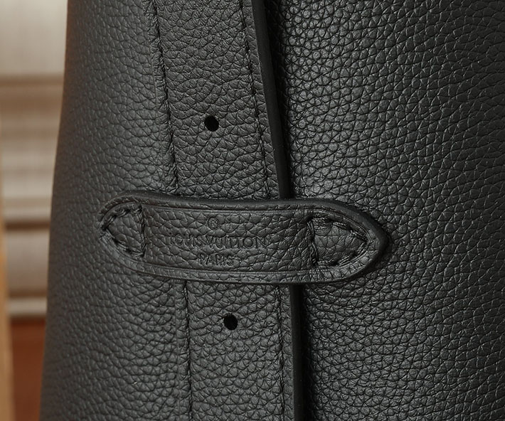 ルイヴィトン バッグ アウトレット 店舗 LouisVuitton ロウキー・ホーボー MM ノワール M24856 ルイヴィトン ロウキーホーボー 芸能人 - 画像 (6)