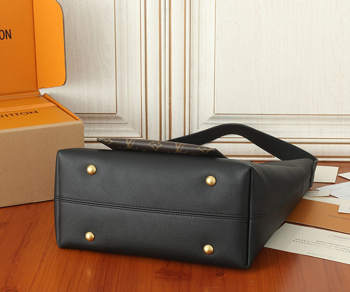 ルイヴィトン バッグ アウトレット 店舗 LouisVuitton ロウキー・ホーボー MM ノワール M24856 ルイヴィトン ロウキーホーボー 芸能人 - 画像 (4)