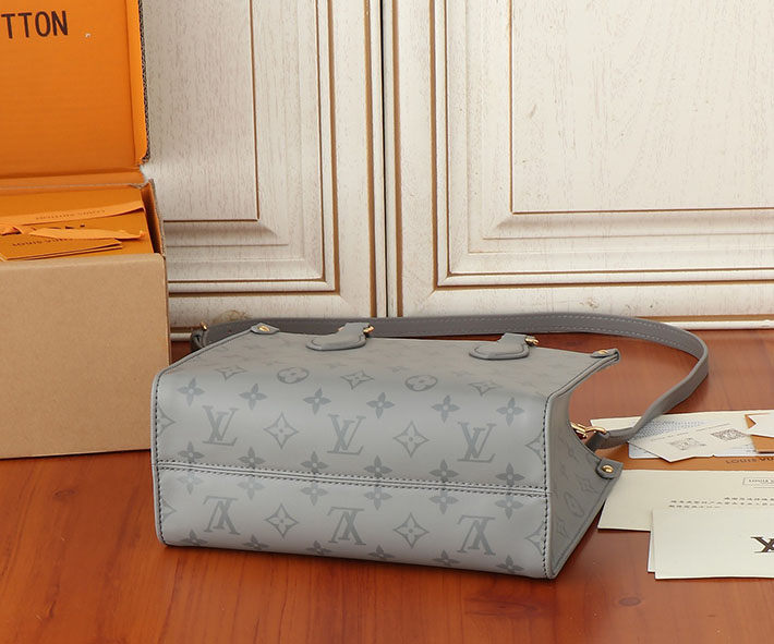 ルイヴィトン バッグ アウトレット 店舗 LouisVuitton オンザゴー PM トリアノングレー M12465 ルイヴィトン オンザゴー 新作 - 画像 (4)