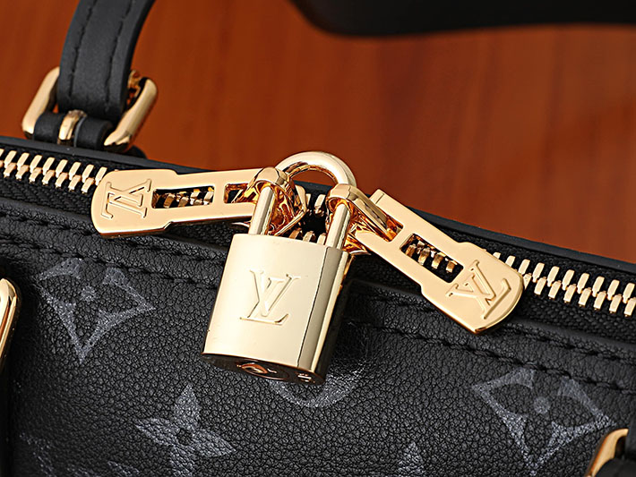 ルイヴィトン バッグ アウトレット 店舗 LouisVuitton スクワイア EW ボールドリー・ブラック M3A167 ルイヴィトン スクワイア EW - 画像 (7)
