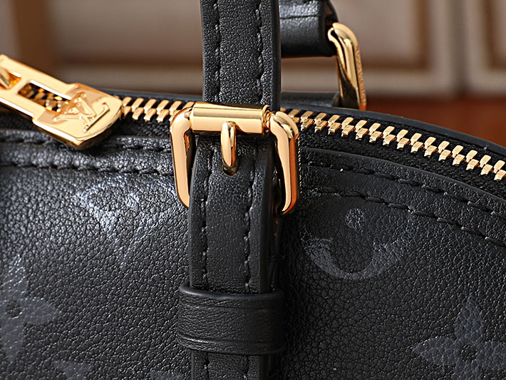 ルイヴィトン バッグ アウトレット 店舗 LouisVuitton スクワイア EW ボールドリー・ブラック M3A167 ルイヴィトン スクワイア EW - 画像 (6)