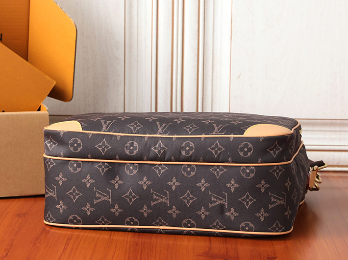 ルイヴィトン バッグ アウトレット 店舗 LouisVuitton ナイル XL モノグラム 2026新作バッグ M29853 ルイヴィトン メンズバッグ ランキング - 画像 (4)